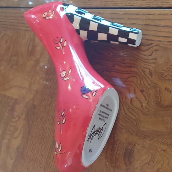 Ceramic shoe art - Picture 3 of 3